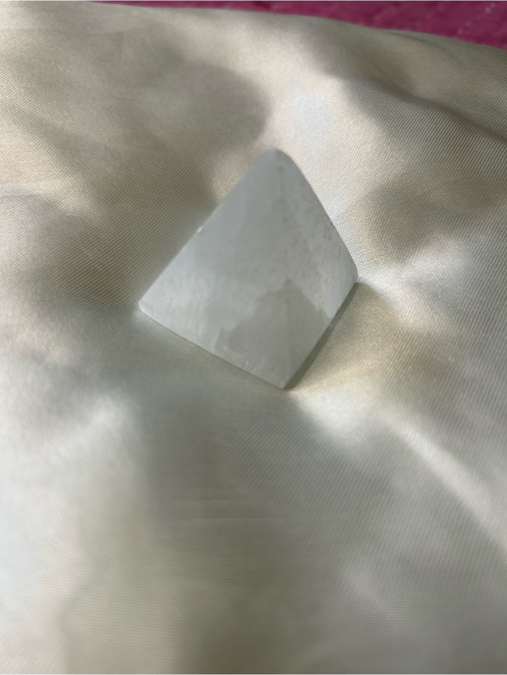 Quartz Pyramid Crystal Point - Picture 5 of 6